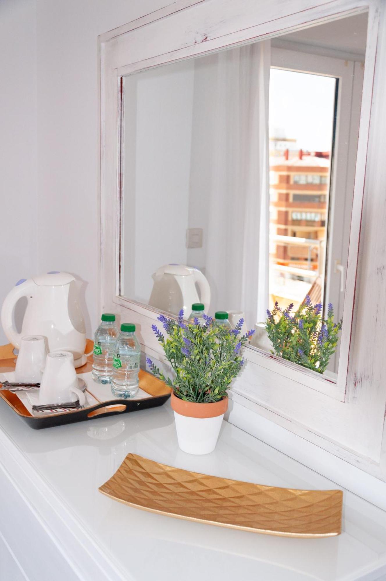 Hostal Comercio Дения Экстерьер фото